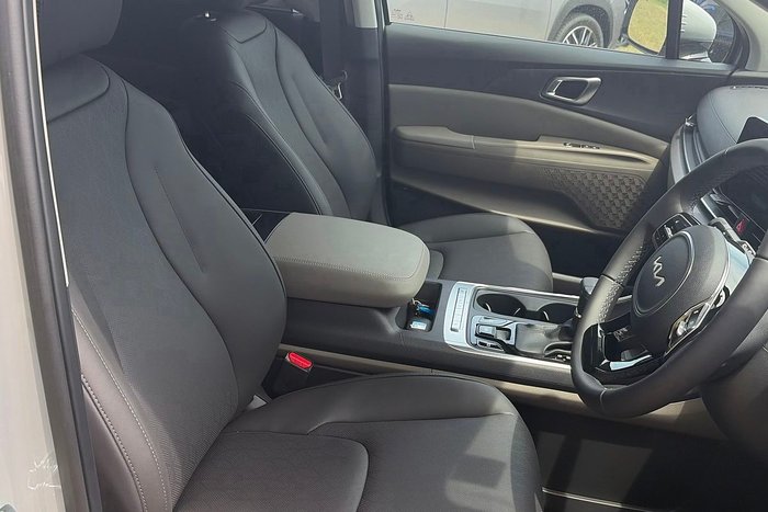 2025 Kia Carnival GT-Line Lite