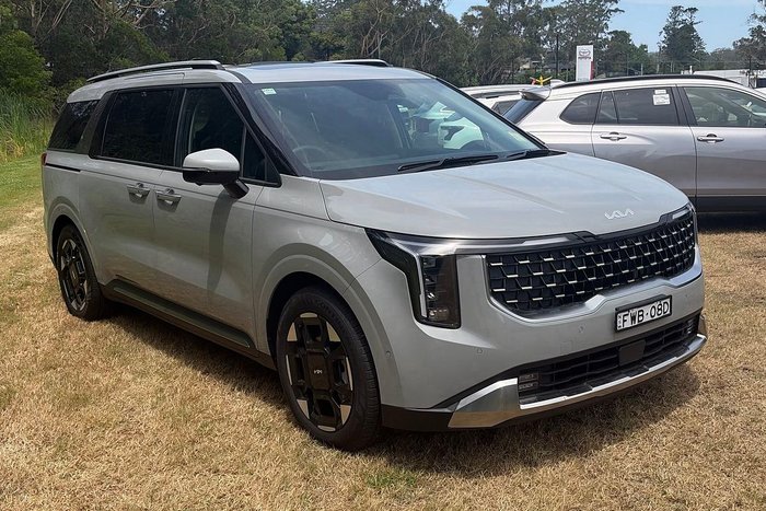 2025 Kia Carnival GT-Line Lite