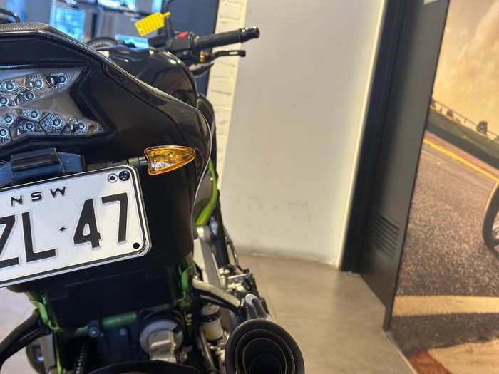 2017 Kawasaki Z900 (ZR900B) Z Grey