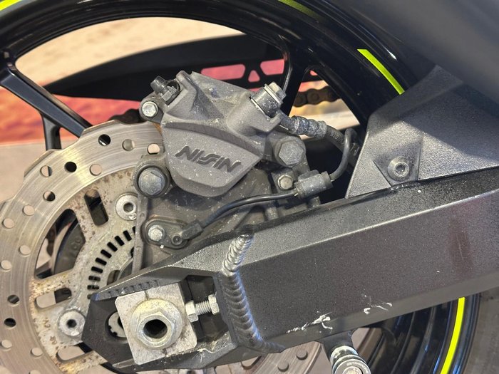 2017 Kawasaki Z900 (ZR900B) Z Grey