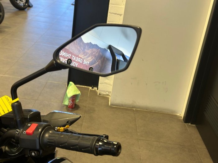 2017 Kawasaki Z900 (ZR900B) Z Grey