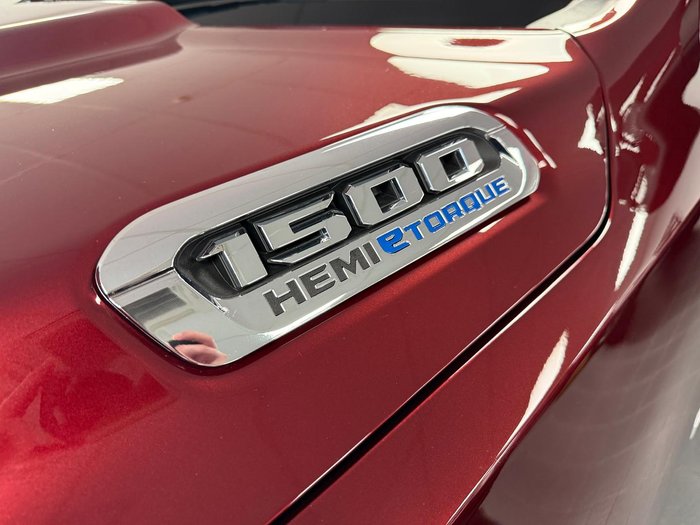 2024 RAM 1500 Laramie Sport RamBox