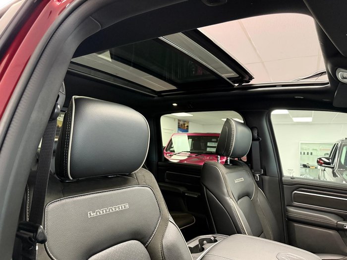 2024 RAM 1500 Laramie Sport RamBox