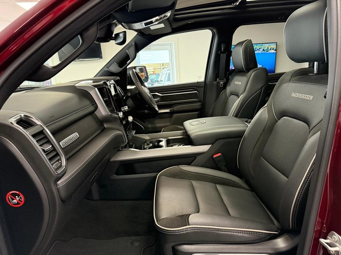 2024 RAM 1500 Laramie Sport RamBox