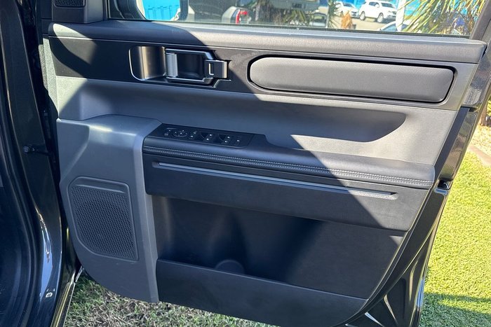 2025 Kia Tasman SX TK MY26 4X4 Dual Range Interstellar Gray (AGT)