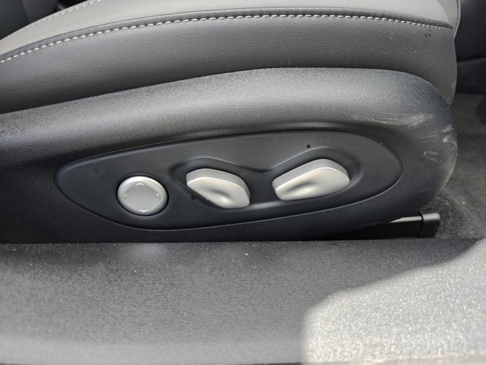 2025 MG IM5 Platinum P12L MY25 Ares Black