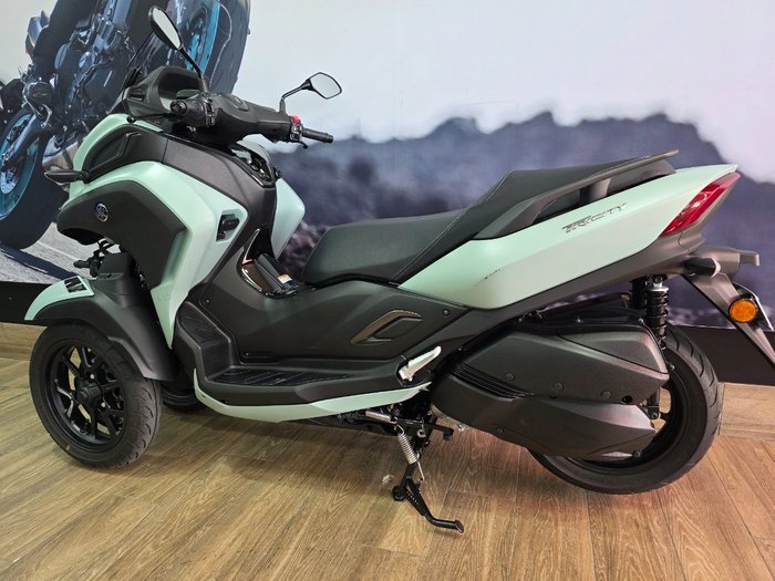 2025 Yamaha TRICITY 300 GREY