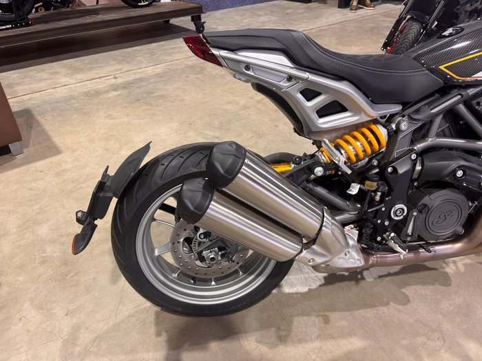2023 Indian FTR R 1200 CARBON CARBON FIBER