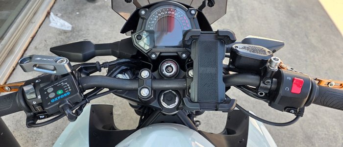 2021 Kawasaki Z400 WHITE