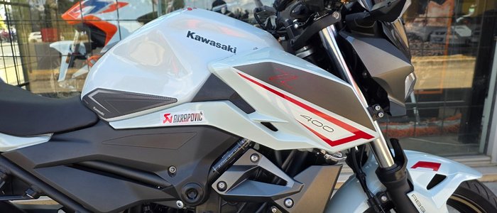2021 Kawasaki Z400 WHITE