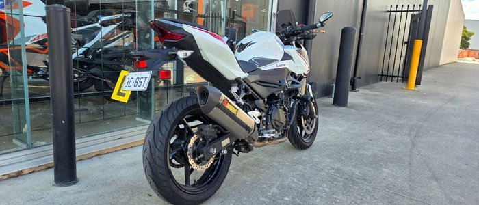 2021 Kawasaki Z400 WHITE