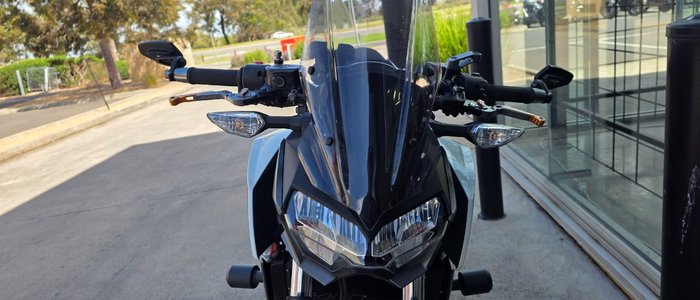 2021 Kawasaki Z400 WHITE