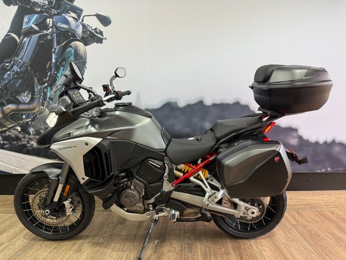 2021 DUCATI MULTISTRADA V4 S GREY