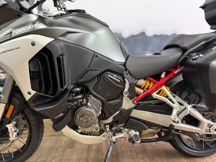 2021 DUCATI MULTISTRADA V4 S GREY