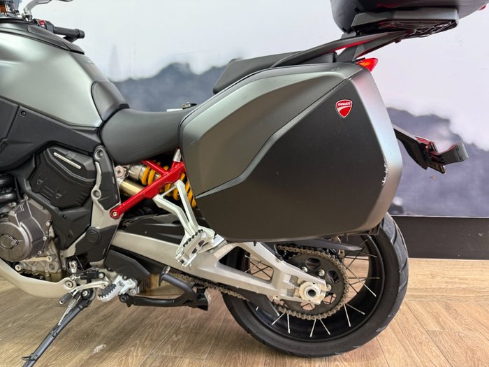 2021 DUCATI MULTISTRADA V4 S GREY