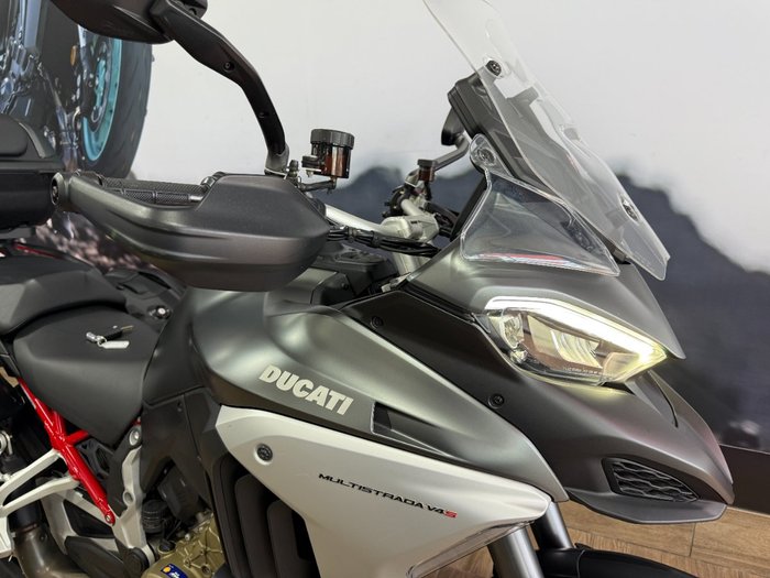 2021 DUCATI MULTISTRADA V4 S GREY