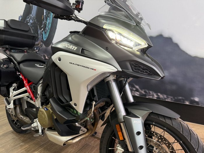 2021 DUCATI MULTISTRADA V4 S GREY