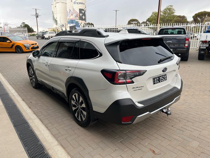 2023 Subaru Outback AWD Touring XT 6GEN MY23 AWD Crystal White
