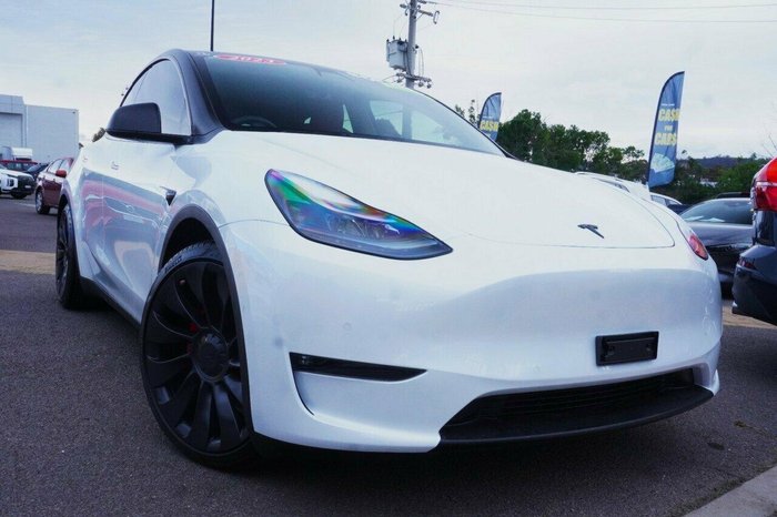 2023 Tesla Model Y Performance