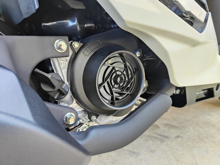 2023 SUZUKI AVENIS 125 SCOOTER WHITE