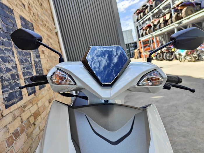 2023 SUZUKI AVENIS 125 SCOOTER WHITE