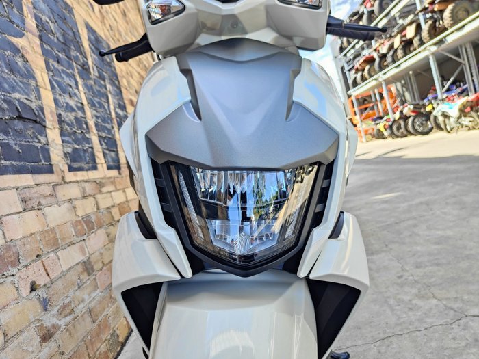 2023 SUZUKI AVENIS 125 SCOOTER WHITE