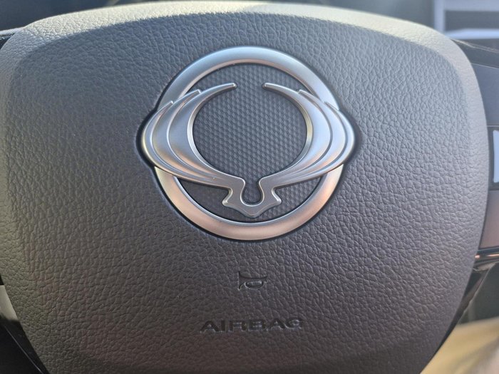 2025 KGM Musso Ultimate Q261 MY26 4X4 Dual Range Grand White