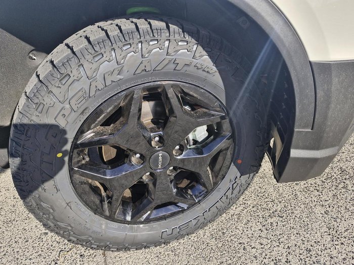 2025 KGM Musso Ultimate Q261 MY26 4X4 Dual Range Grand White