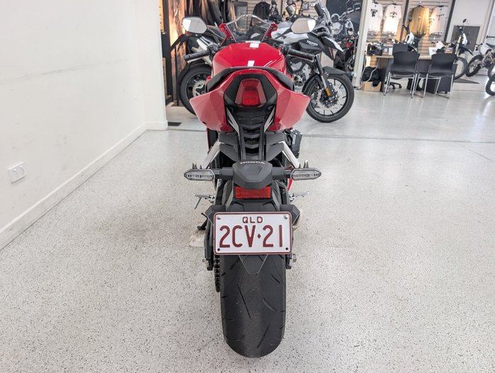 2025 Honda CBR650RAC Red