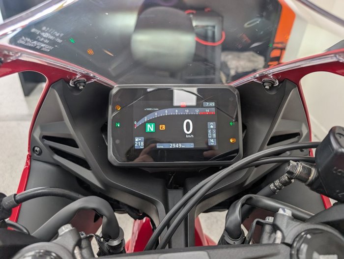 2025 Honda CBR650RAC Red