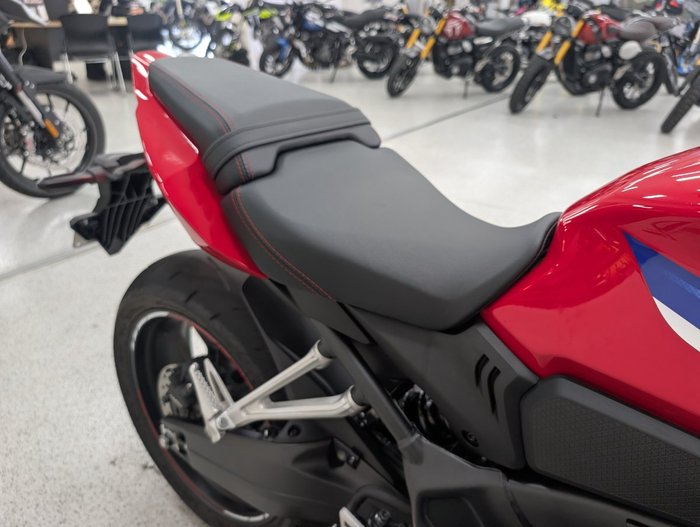 2025 Honda CBR650RAC Red