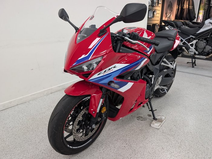 2025 Honda CBR650RAC Red