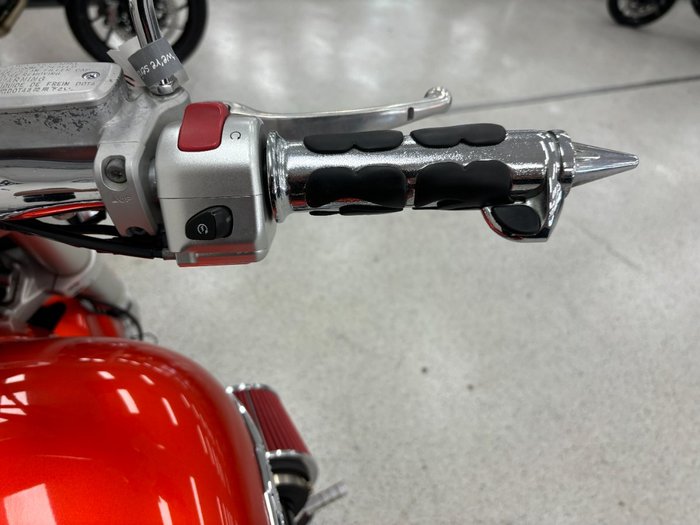 2008 Suzuki VZR 1800 BOULEVARD (M109R) Orange