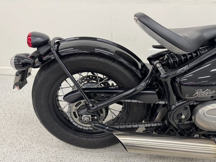 2017 Triumph BONNEVILLE BOBBER BLACK