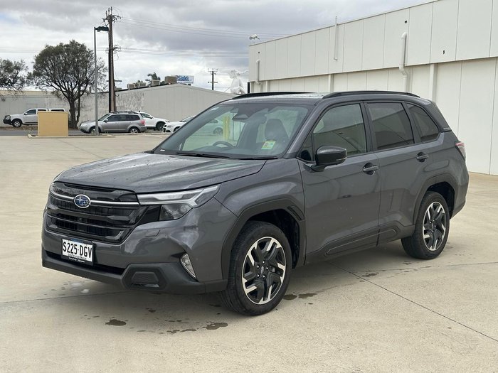 2025 Subaru Forester Touring