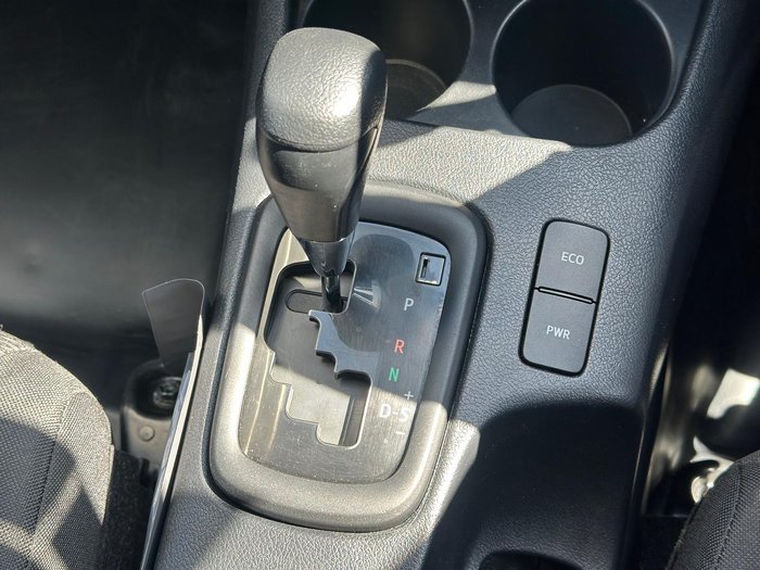 2023 Toyota Hilux SR