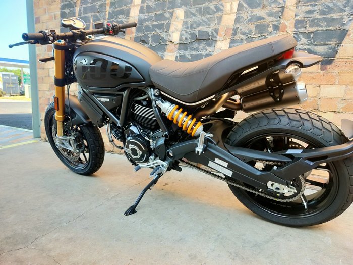 2025 DUCATI 1100 SPORT PRO BLACK