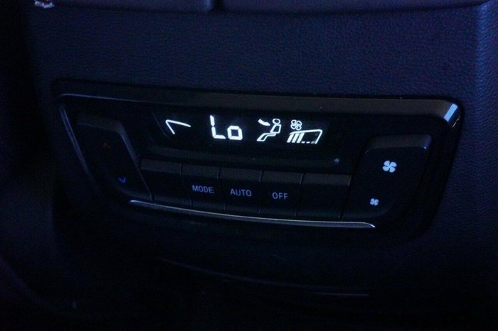 2021 LDV D90 Executive