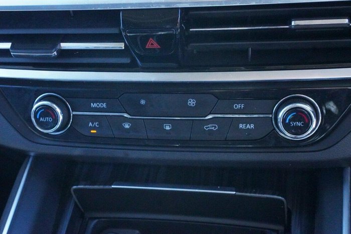 2021 LDV D90 Executive