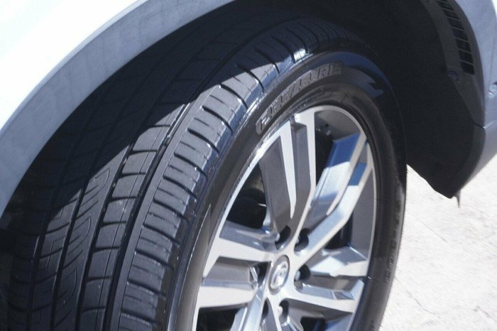 2021 LDV D90 Executive