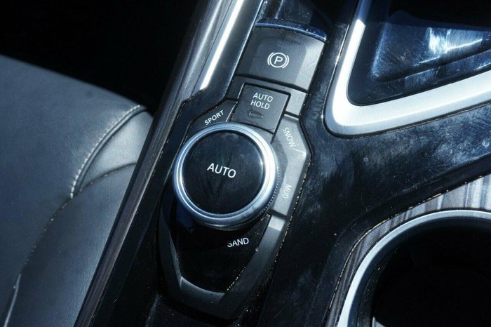 2021 LDV D90 Executive