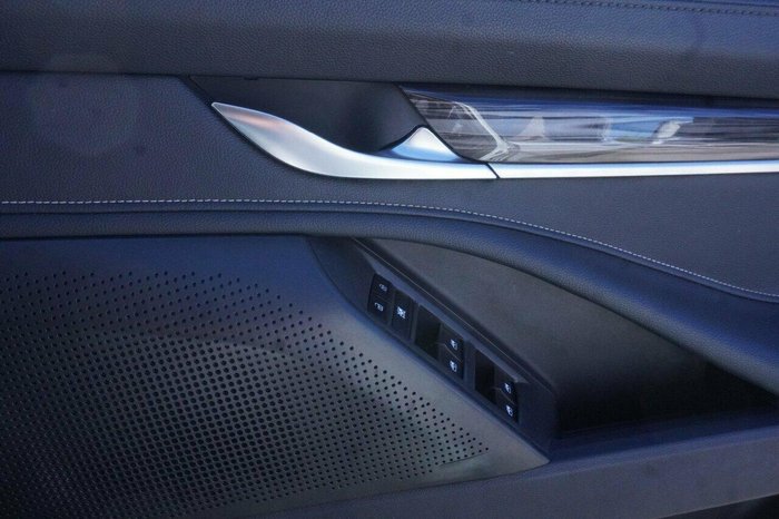 2021 LDV D90 Executive