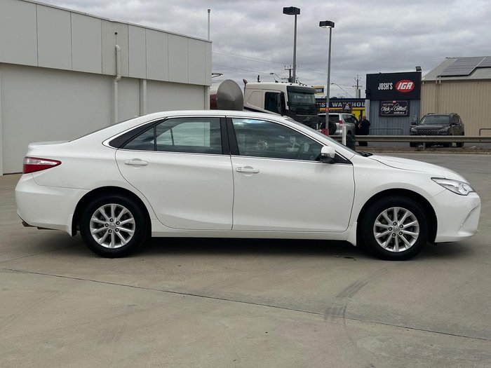 2017 Toyota Camry Altise