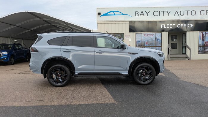 2025 Isuzu MU-X X-TERRAIN