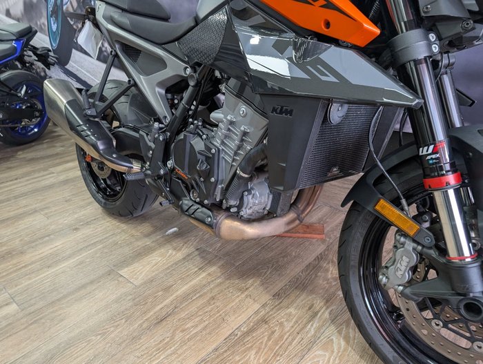 2024 Ktm 990 DUKE GREY