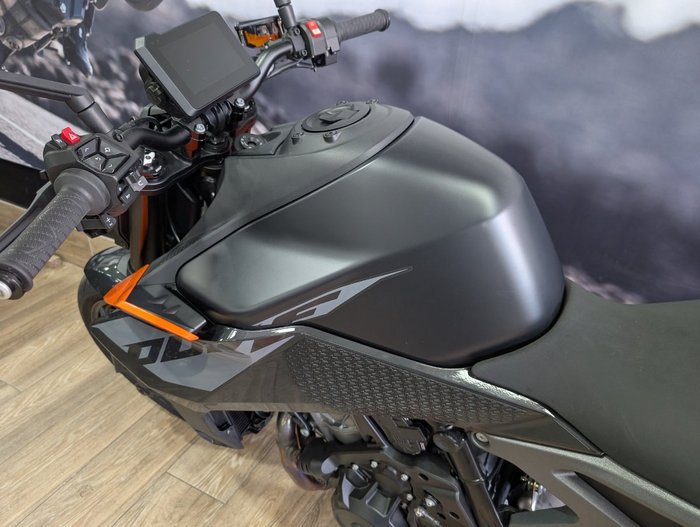2024 Ktm 990 DUKE GREY