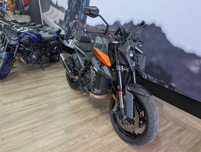 2024 Ktm 990 DUKE GREY