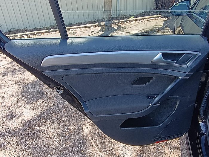 2017 Volkswagen Golf 92TSI Comfortline 7 MY17 Deep Black