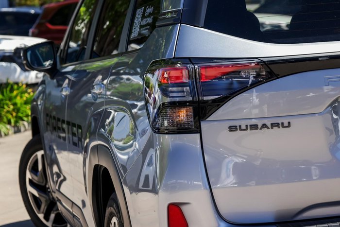 2025 Subaru Forester Touring S6 MY26 AWD Ice Silver