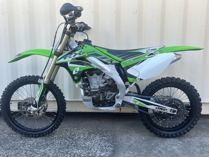 KAWASAKI KX450F MOTOCROSS GREEN